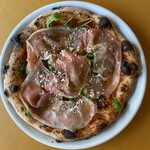 ピッツェリア タラッリ - マルゲリータコンプロシュートエルーコラ