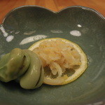 おこぜの胃袋とからすみの和え物
          