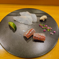 小判寿司 棚倉 - お造り: あいなめ、釣り鯵　あいなめの肝