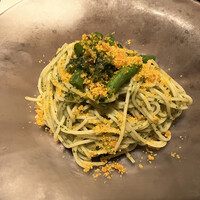 grigio la tavola - 