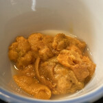 ホテル礼文荘 - 黄金色に輝くウニ