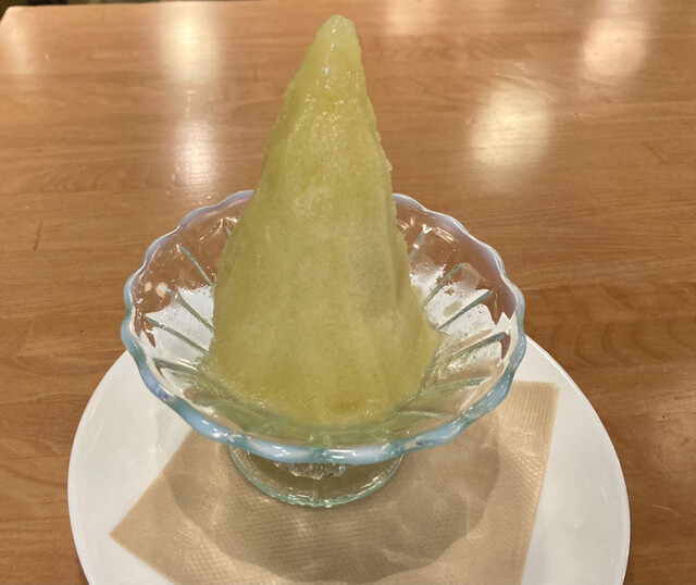 ほぼ果汁のかき氷専門店 すき間 &ndash; 勾当台公園