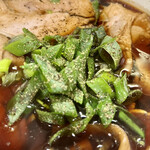 麺屋 丈六 - 青ネギのざく切り！