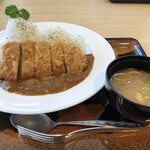 浄土ヶ浜レストハウス - 浄土ヶ浜カツカレー　1080円　味噌汁付き