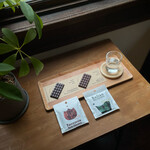 SHUMOKU CAFE - オリジナルペアリングチョコレート