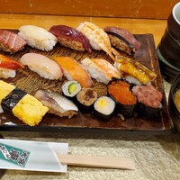 東鮨 新店 - にぎり14貫