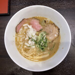 Nakamotsuya Nishihomma Chiten - 鶏白湯ラーメン 醤油 上から