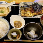 Yushima Tenjinshita Sumiya - 湯島の鯖定食