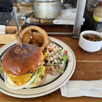 THE CORNER Hamburger & Saloon - 