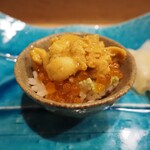うを徳 - 雲丹鱒子丼