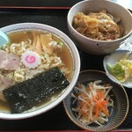 栗屋食堂 - ラーメン+ミニ焼肉丼セット