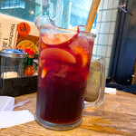Yonchome Cafe - 【2022年06月】自家製サングリア（ピッチャー）2,000円、またもオーダーです。