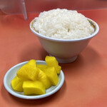 もっこす - ライス¥100は､たくあんで食べるとうまい♪