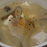 ビストロ茶葉蘭 - 豆腐と野菜の味噌汁風スープ