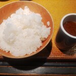 岡半 - ランチセットのご飯とお味噌汁