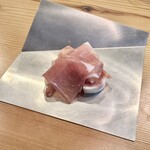 37+1 - 朝、庭で採れた無花果と、自家製生ハム(2年熟成)