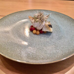 37+1 - 鱸のロースト〜マイクロトマトのピクルス、プルピエ