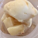 37+1 - 完熟の桃、レモンとマスカルポーネチーズのアイスクリーム