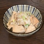 Taishuu Sakaba Doshaburi - モツ煮込み、490円