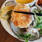 カフェ 八曲音 - 