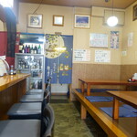 魚伊 - 店内の風景