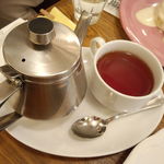ANGIE - ランチセットの紅茶