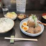 食処酒処いいおか - 豚の角煮定食