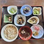 カフェ&レストラン＆ファーム まいん - ヘルシー玄米定食