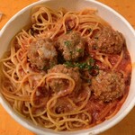 タパス＆タパス - ミートボールアラビアータ 大盛 1,300円（税込）