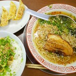 ラーメン浅野2号 - セットは＋280円