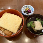 Torii Chaya - うなぎ玉子丼(肝吸い&香の物&前記の小鉢付き)