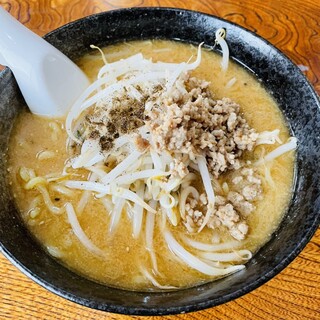 よこはち 口コミ一覧 : らーめん よこはち - 国母/ラーメン [食べログ]