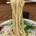 ちゃあしゅうめん ゆうらい - 麺