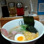 塩ラーメン仁屋 - 