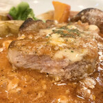 洋食亭ブラームス - ポークソテー トマトチーズソース ライス付 1,265円税込