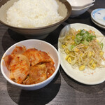 炭火焼肉屋台 たじま屋 - 