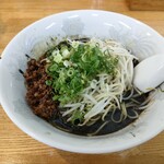 若大将 - 黒ゴマ坦々麺