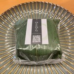 元祖関野屋 - 鱒乃寿しひとひら。380円