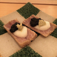 みや古 - トロの漬けに岩海苔、トロロ、わさび。