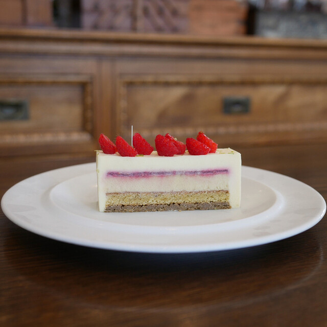 新作 Cerise Sur Le Gateau◇ヴェルサティル パリ15ml CERISE SUR LE GÂTEAU – VERSATILE PARIS