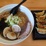 Ramen Kaiou - 海おう貝ダシ醤油 & 行者にんにくぎょうざ