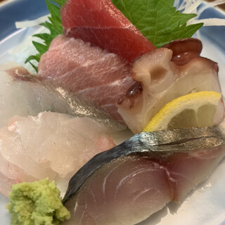 食彩酒房 哲舟_1