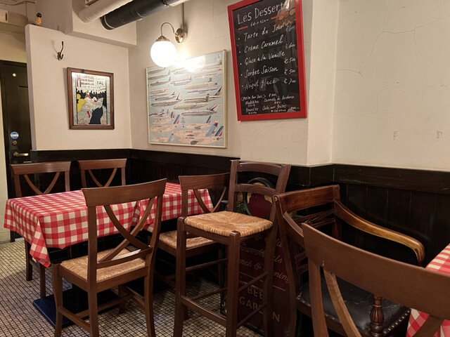 Brasserie Café ONZE 11 (オンズ)>