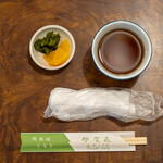 伊賀喜 - 2022.7 香の物と冷たい麦茶