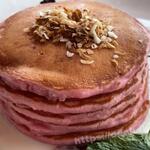 Surf Lanai - ロイヤルハワイアンシグネチャーピンクパレスパンケーキ