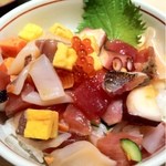 鮮魚・お食事処 山正 本店 - 山正丼