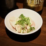 らーめん 鶏喰 - ビールのおつまみ（無料）