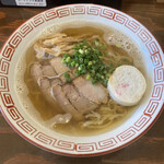 おお田ラーメン店 - 淡口醤油ラーメン(手揉み麺)