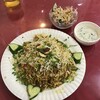 Lucknow Cafe - マトンビリヤニ、サラダ、ライタ