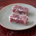 桂月堂 - 料理写真:薄小倉(うすおぐら)